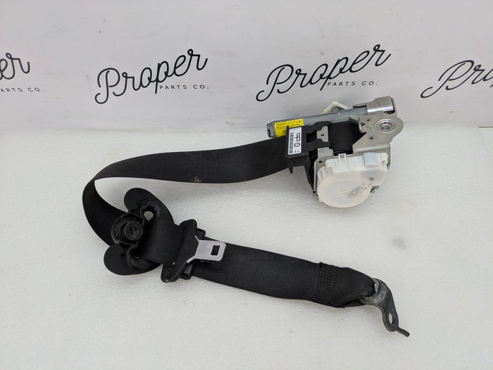 BMW F30 F80 F31 F34 F36 335i 328i 328d 320i M3 Left/Driver Side Front Seatbelt 7272475