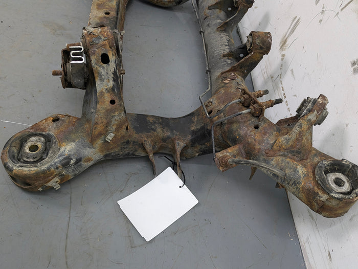 BMW E90 E91 E92 E93 335IS 335xi Rear Axle Cross Member Subframe Carrier 33316783713