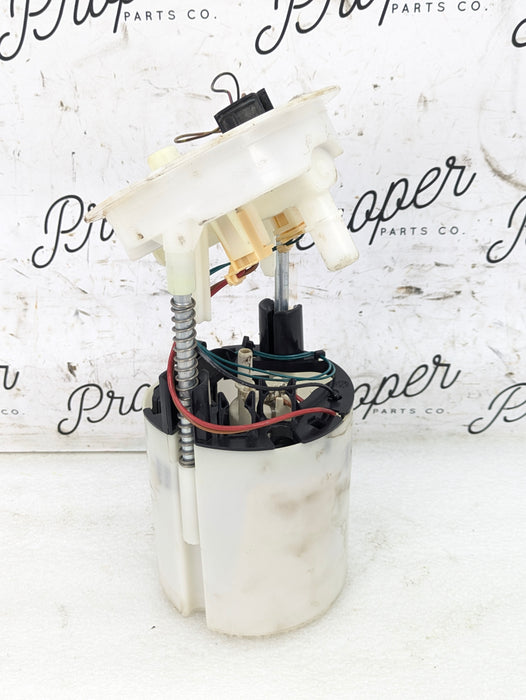 BMW E90 E91 E92 E93 335xi 330xi 328xi 325xi 323i Low Pressure Fuel Pump LPFP Assembly 6765717/16147163298