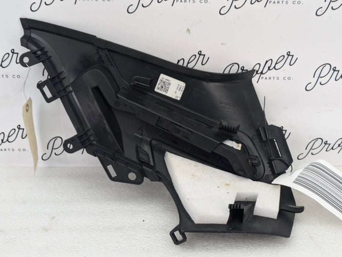 2021 Volvo V60 T6 R-Design Right Black D Pillar Trim Panel 32132032