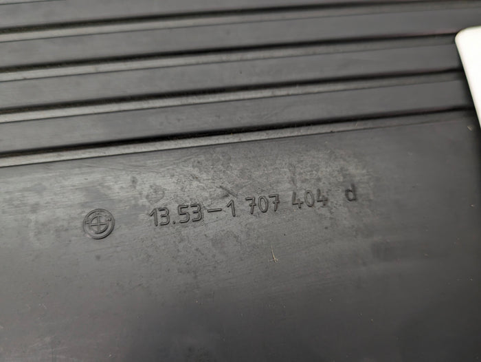 BMW E46 330ci 328ci 325ci 323ci 320i M54 Engine Ignition Trim Panel Injector Cover Shield 1707404