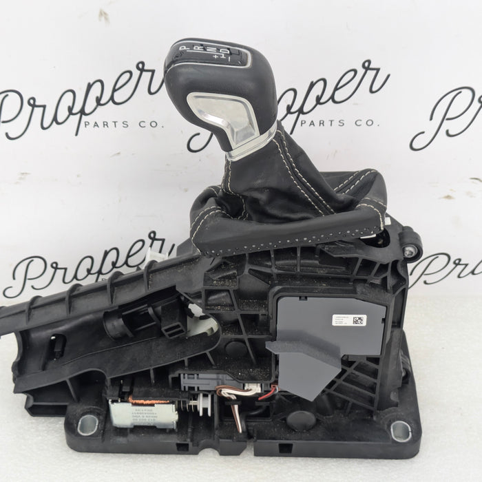 2021 Volvo V60 T6 R-Design Automatic Transmission Gear Shifter Selector & Knob Boot 81380300