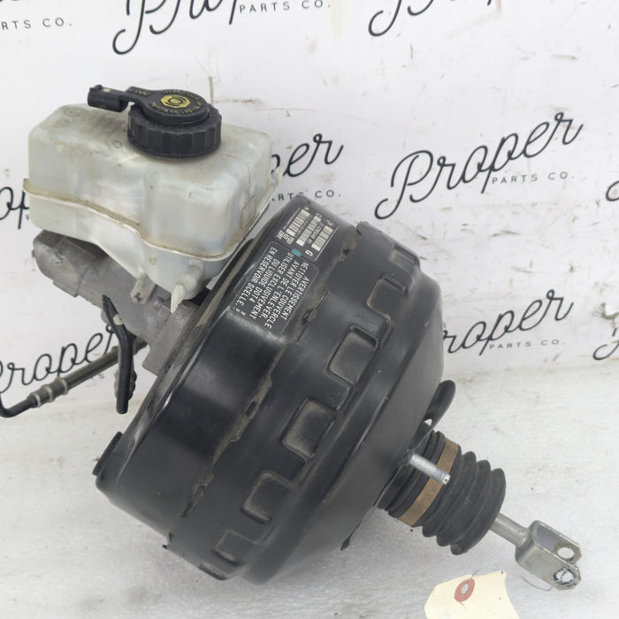 BMW E9X 3 Series Brake Booster & Master Cylinder 6785648