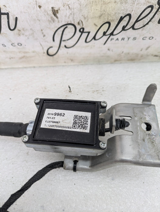 Chevrolet C7 Corvette Stingray Z51 Right/Passenger Side Radio Antenna Module Amplifier 23169962