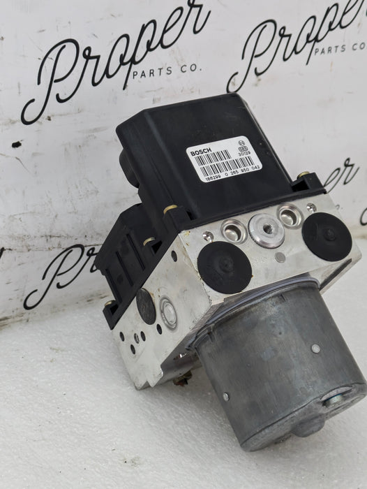 Porsche 996 911 Carrera 4 Cabriolet ABS Anti-Lock Brake Hydraulic Pump Control Module 99635575555
