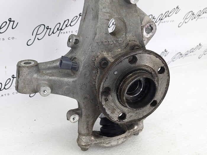 2021 Volvo V60 T6 R-Design Right/Passenger Side Front Spindle/Knuckle/Hub 31476316