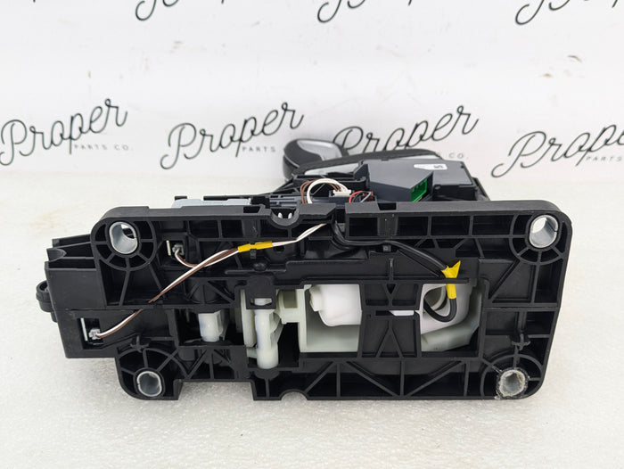 2021 Volvo V60 T6 R-Design Automatic Transmission Gear Shifter Selector & Knob Boot 81380300