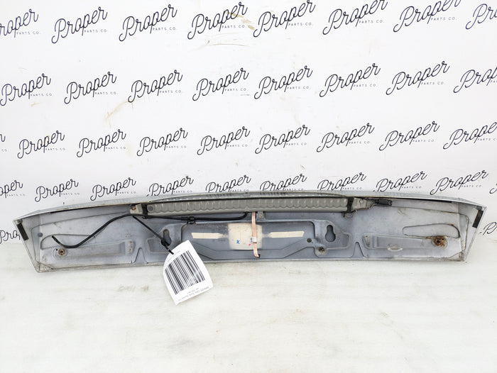 BMW E61 530xi 525xi 550i 545i Tailgate Trunk Spoiler Titan Silver 7061467 *Damage*