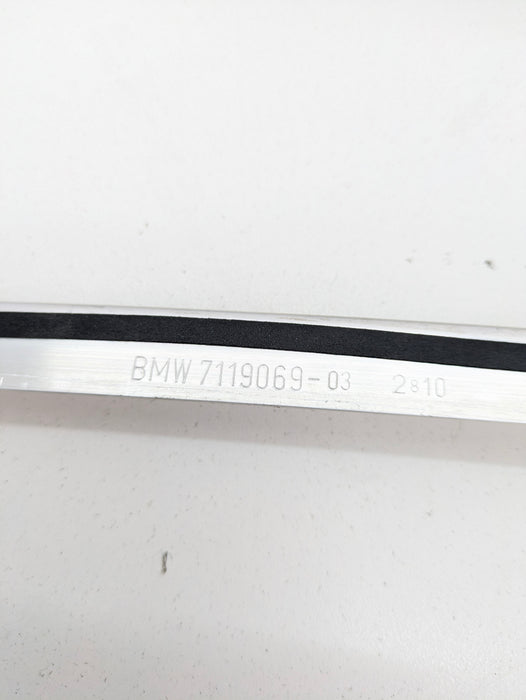 BMW E93 335is 335xi 335i 328xi 328i M3 Windshield & A Pillar Weatherstrip Seal Gasket & Trims 7119111