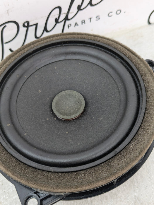 BMW F22 F23 228xi M235xi 230xi M240xi Right/Left Front Door Audio Speaker 9288769