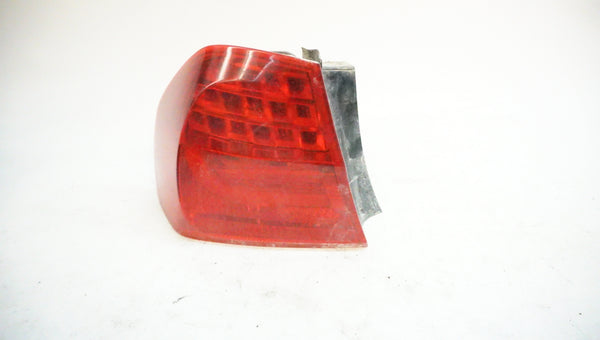 BMW E90 LCI DRIVER SIDE OUTER TAIL LIGHT