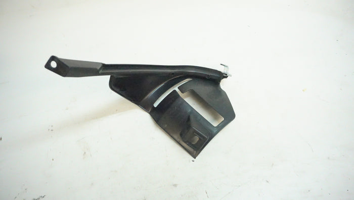 BMW F30 REAR SEATBELT TRIM RIGHT 51467256114