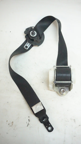 BMW E83 X3 SEATBELT FRONT RIGHT