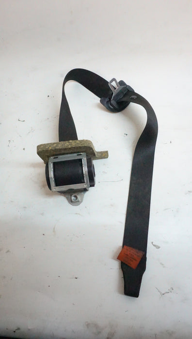 BMW E46 COUPE SEATBELT FRONT RIGHT 7068852