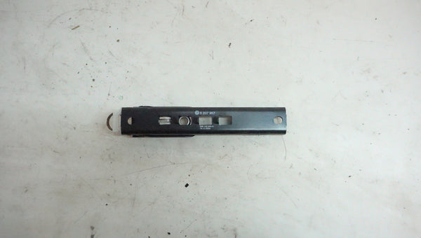 BMW E46 SEATBELT ADJUSTMENT RAIL DRIVER/PASSENGER FRONT 8207957