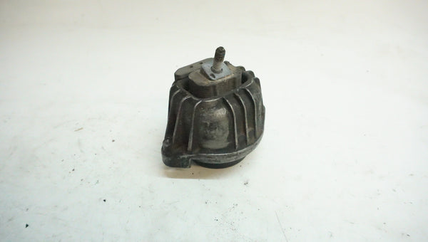 BMW E9X N54 N55 LEFT SIDE ENGINE MOUNT 13981112
