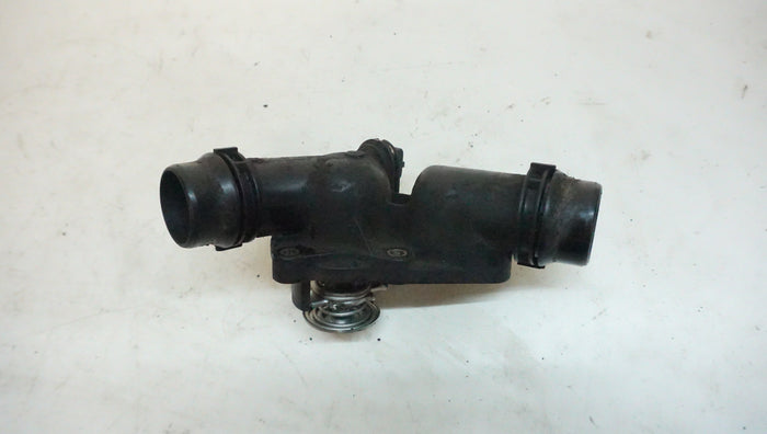 BMW E46 THERMOSTAT W/ HOUSING 5385296