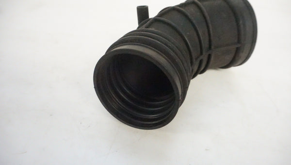 BMW E46 330 M54 UPPER INTAKE BOOT 1438761