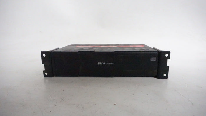 BMW E46 CD CHANGER W/O CD MAGAZINE 82110028760