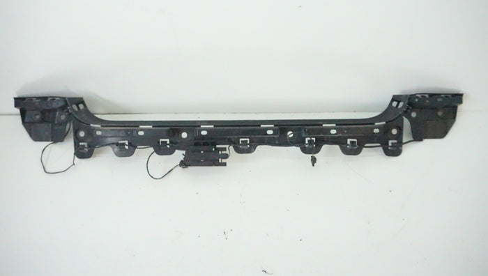 BMW E92 REAR BUMPER CENTER BRACKET 7128247