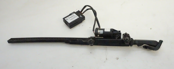 BMW E92 LEFT SEATBELT HANDLER W/ MODULE 72119165377