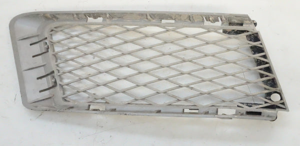 BMW E92/E93 PRE-LCI RIGHT LOWER FRONT BUMPER GRILLE 51117154722