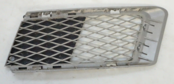 BMW E92/E93 PRE-LCI LEFT LOWER FRONT BUMPER GRILLE 51117154721