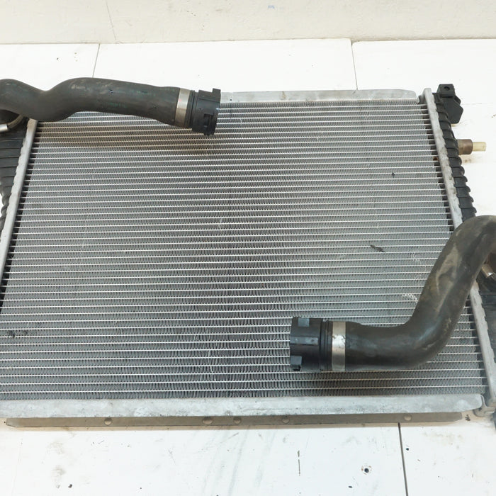 BMW Z3 RADIATOR (MANUAL)