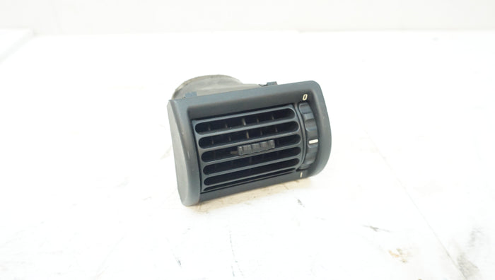 BMW Z3 AIR VENT RIGHT 8397716