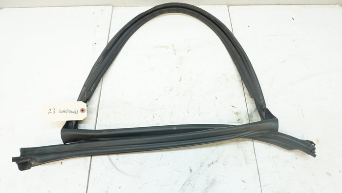 BMW Z3 WINDSHIELD FRAME & SOFT TOP/CONVERTIBLE ROOF SEAL 51718410169