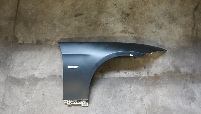 BMW E92 LCI FRONT FENDER RIGHT