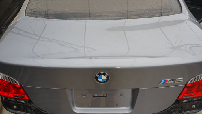 BMW E60 M5 TRUNK