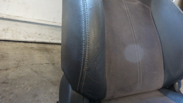 SUBARU WRX STI (GR) FRONT SEATS