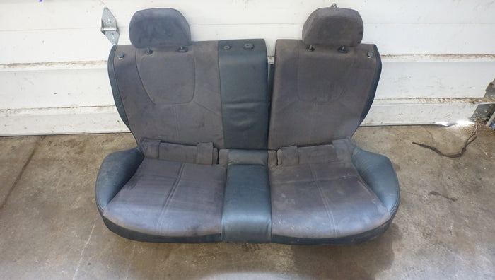 SUBARU WRX STI (GR) REAR SEATS