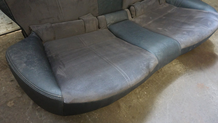 SUBARU WRX STI (GR) REAR SEATS