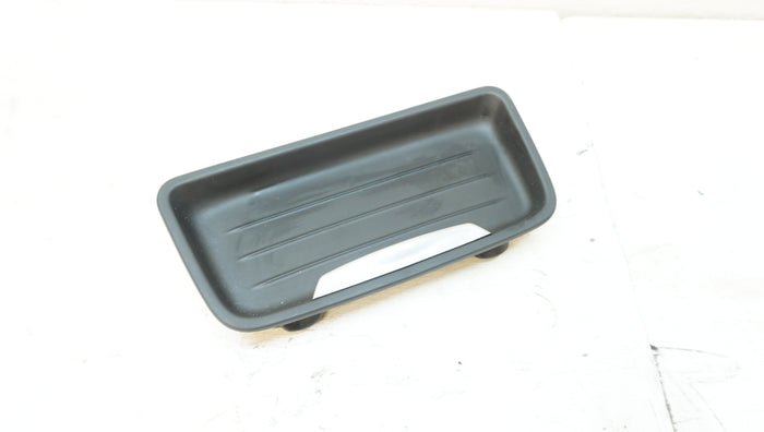 BMW F3X ODDOMENTS TRAY