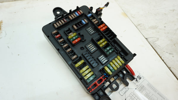 BMW F3X FUSE BOX TRUNK