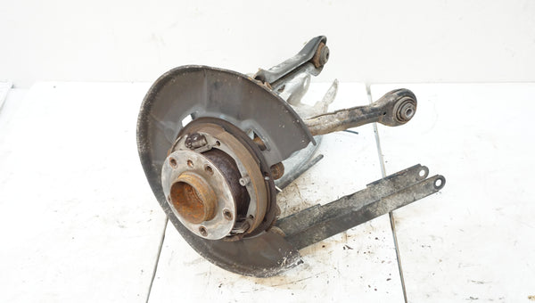 BMW E9X 328 REAR HUB ASSEMBLY