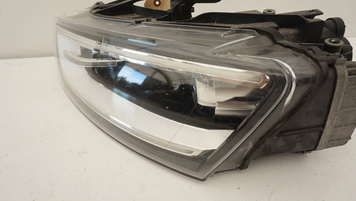 2015 Audi 8U Q3 Left/Driver Side Xenon Headlight 8U0941043F *DAMAGED*