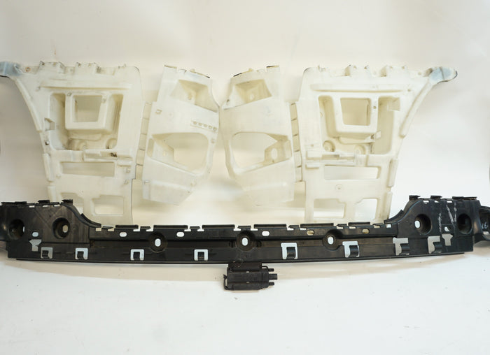 BMW E82 M SPORT REAR BUMPER BRACKETS (SET)