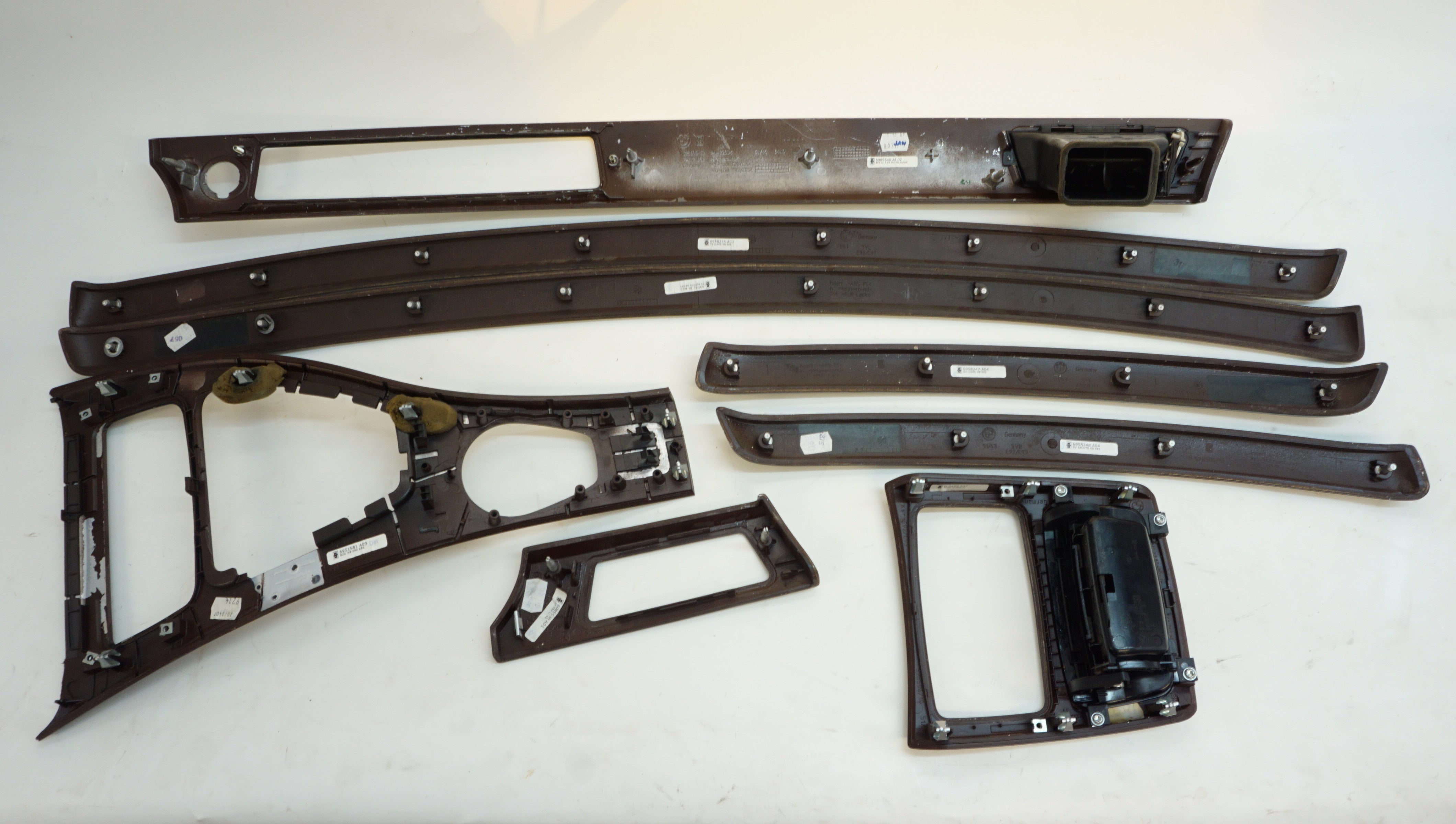 BMW E92 E93 WALNUT WOODGRAIN TRIM SET (CCC iDRIVE) – Proper Parts Co