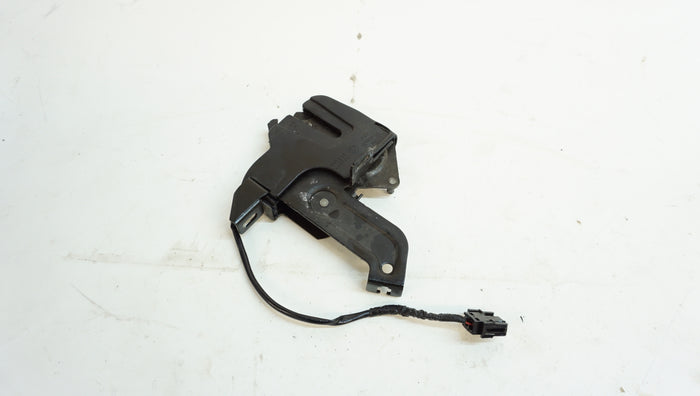 BMW E46 3 Series Convertible Tonneau Cover Latch Driver Side 8248313