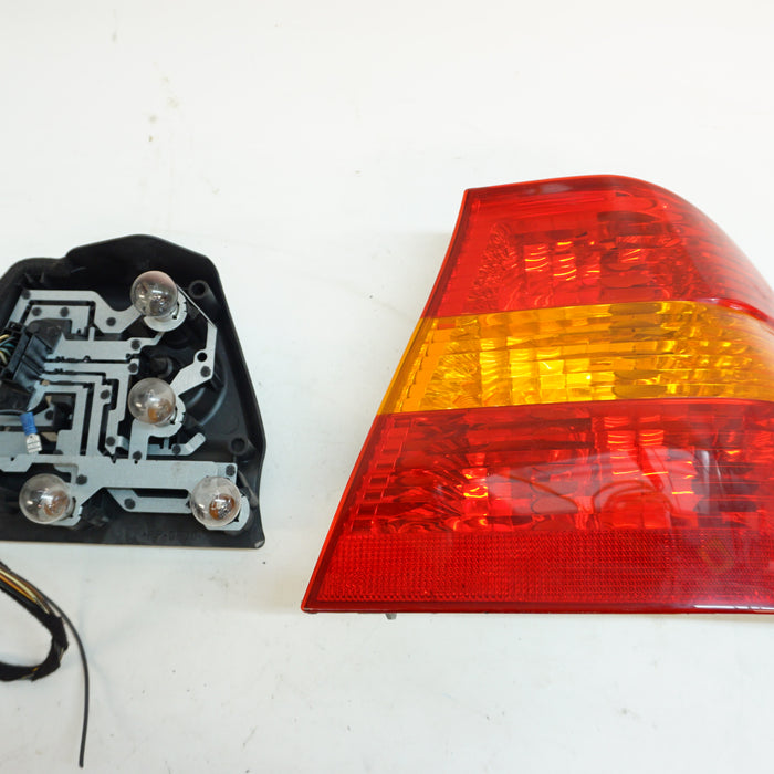 BMW E46 Sedan Right Outer Tail Light W/ Bulb Holder 6907934