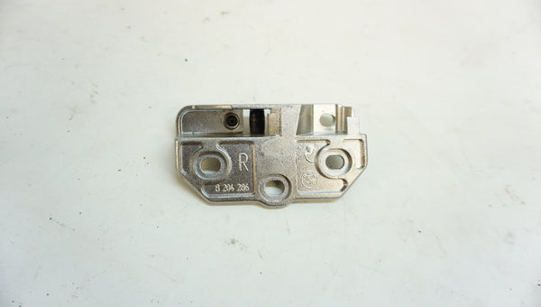 BMW E46 Convertible Top Right Baseplate 8204286