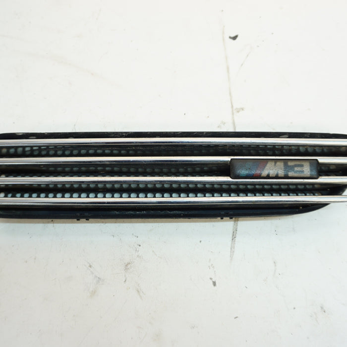 BMW E46 M3 Coupe/Convertible Passenger Side Fender Grille/Vent 2694608