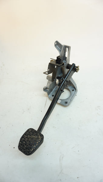 BMW E46 M3 Manual Brake Pedal w/ Bracket 2229128