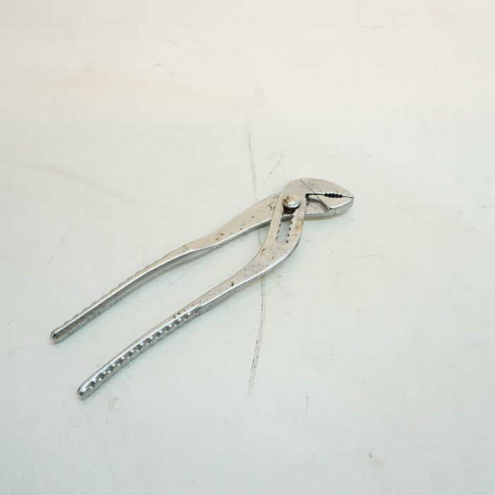 BMW E46 Pliers