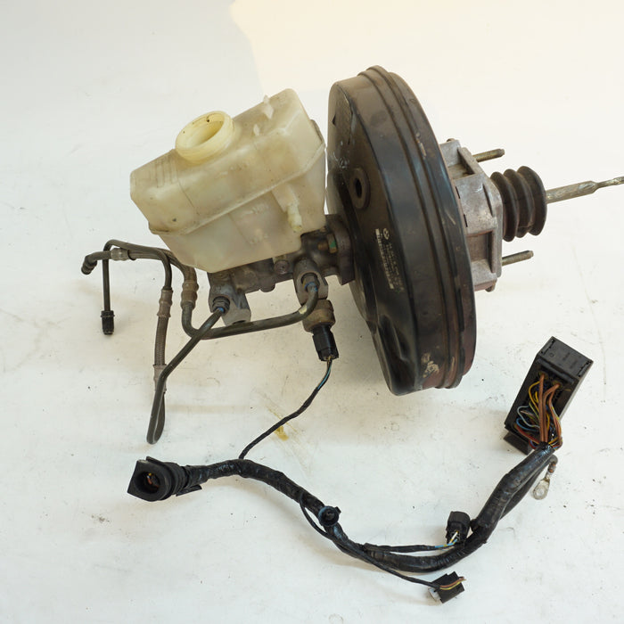 BMW E46 3 Series Brake Booster & Brake Master Cylinder 6755278