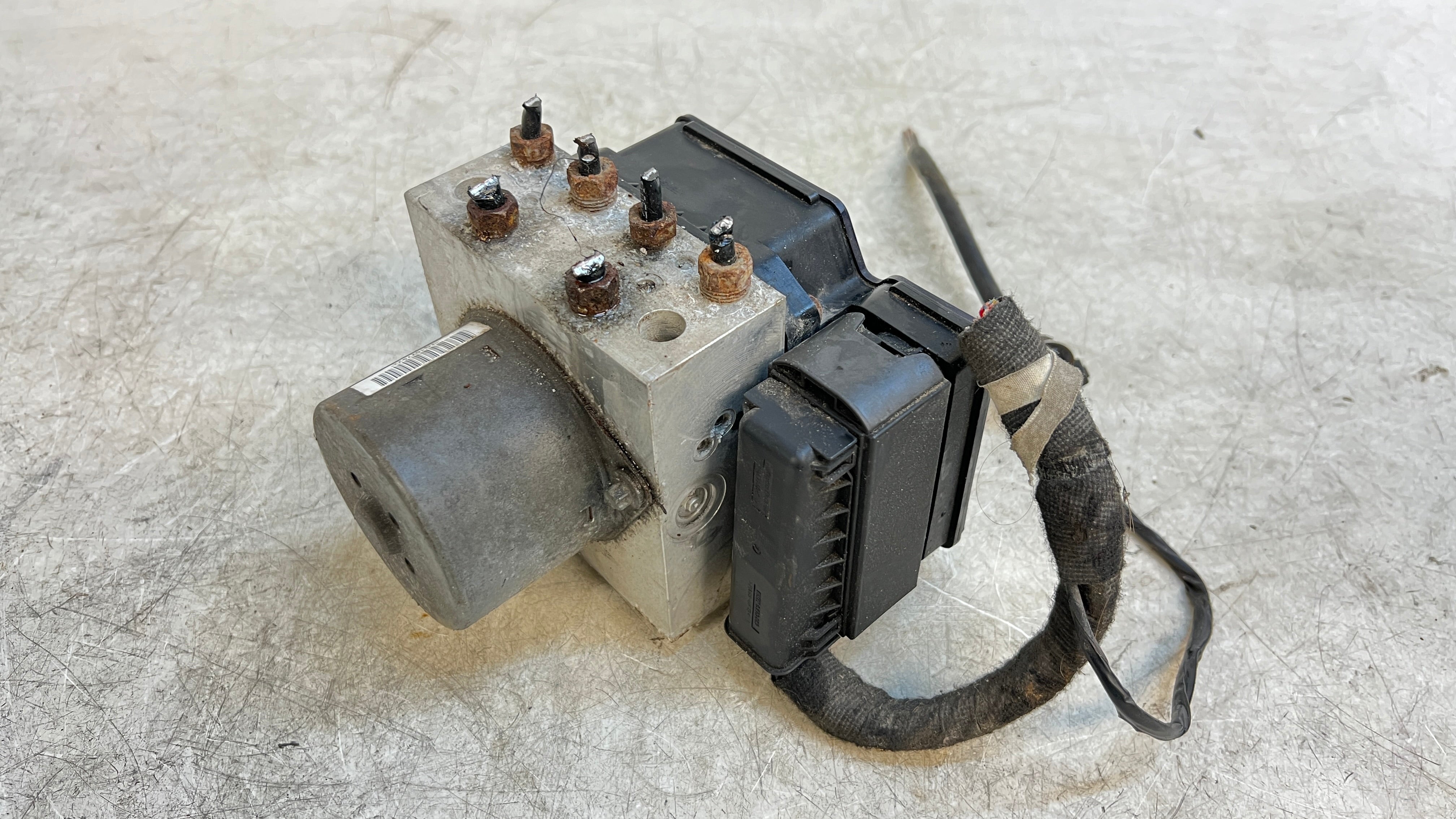 Dsc Sensor R56 MINI R56 Cooper S ABS/DSC Pump/Module 6796698 – Proper Parts Co